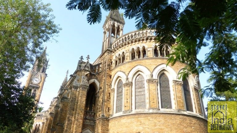 Exterior of Mumbai University