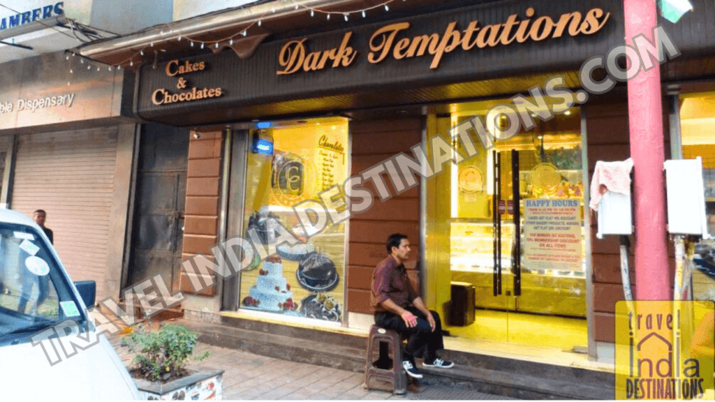 Dark Temptations Store for Christmas cakes in Mumbai