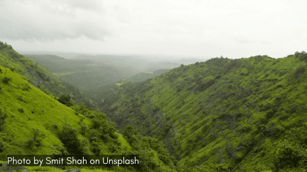 A valley view of Igatpuri which is one of the hill stations in Maharashtra