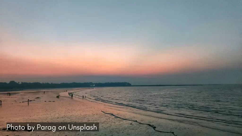 alibaug beach is one of the popular konkan beaches in maharashtra