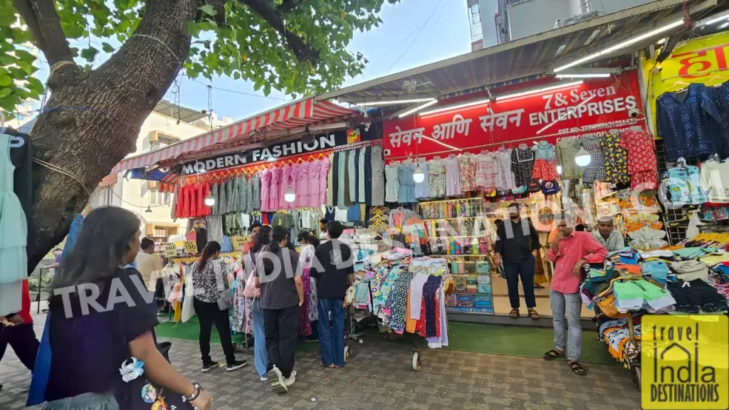 street shopping at hill road bandra where people shop for diwali