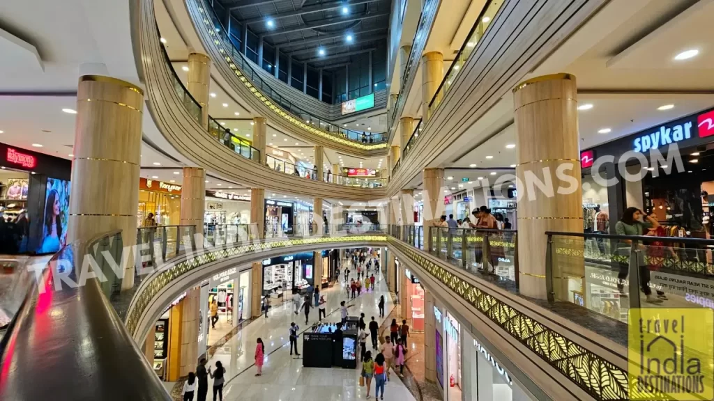 r city mall ghatkopar is one of the top rated shopping malls in mumbai