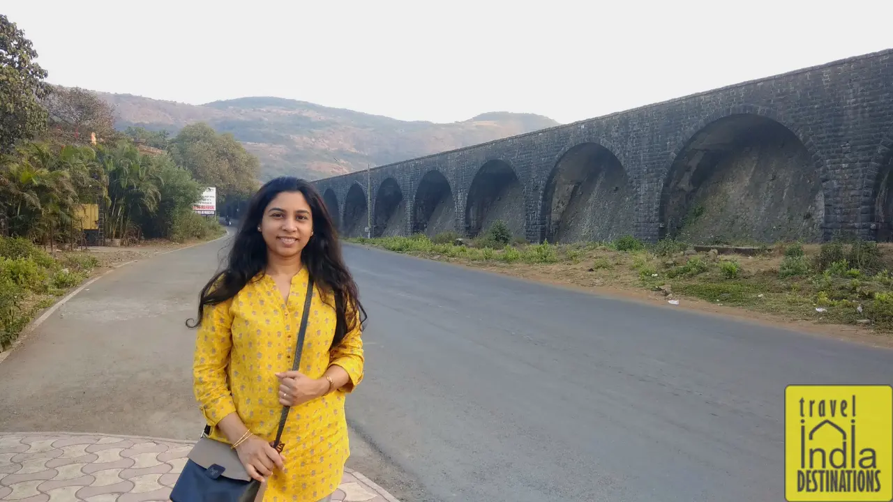 sarah posing in lonavala