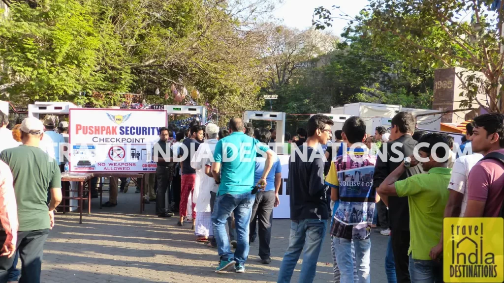 security queue at kala ghoda arts festival