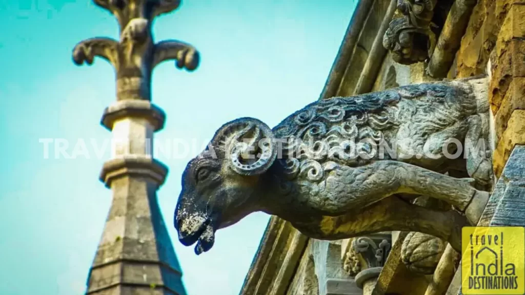 detailing on Mumbai University building made in Victorian architecture