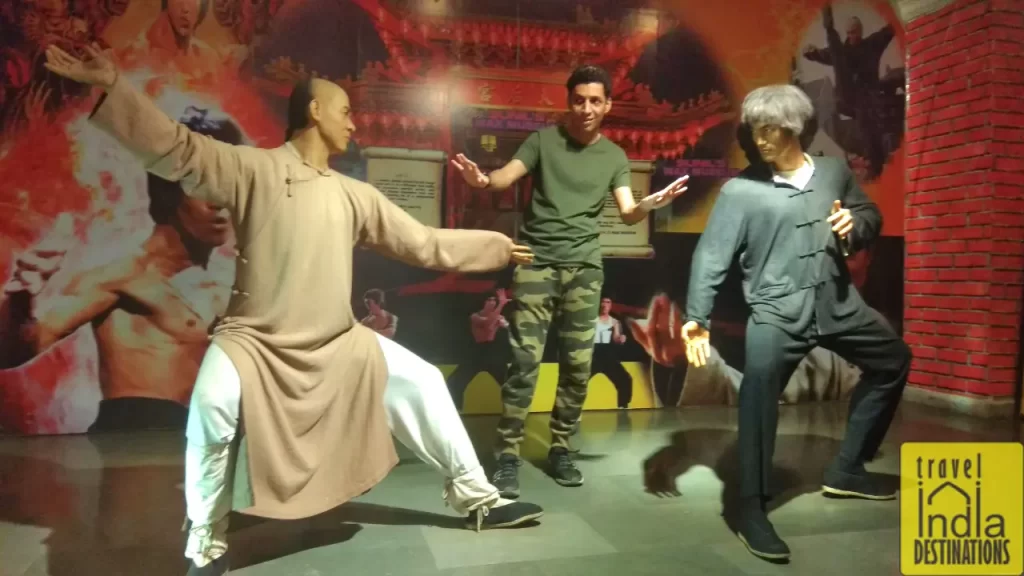 sharukh at Sunil's Wax Museum in Lonavala