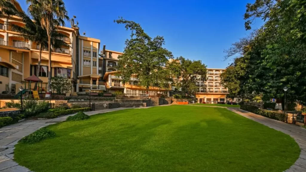 Fariyas Resort Lonavala – upscale monsoon resort with water park and spa is one of the best hotels in Lonavala