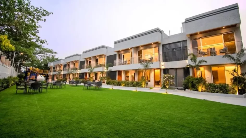 Meritas Aura Resort Lonavala – resort with outdoor garden and play area is one of the best hotels in Lonavala