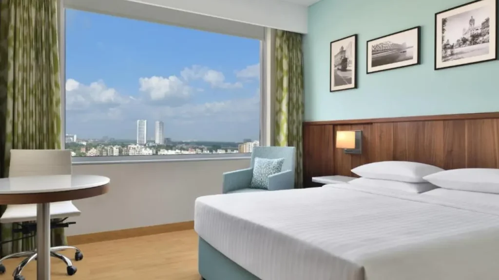 A luxurious yet simple hotel room in Fairfield by Marriott one of the best luxury budget hotels in North Kolkata.