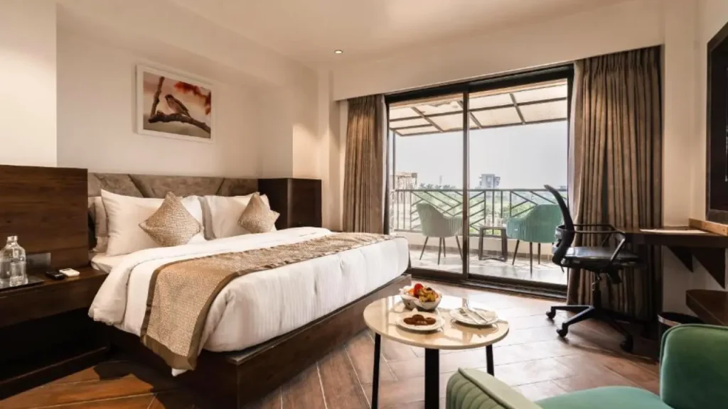 Interiors of Club Room at Regenta Place, one of the best mid-range hotels in Igatpuri.