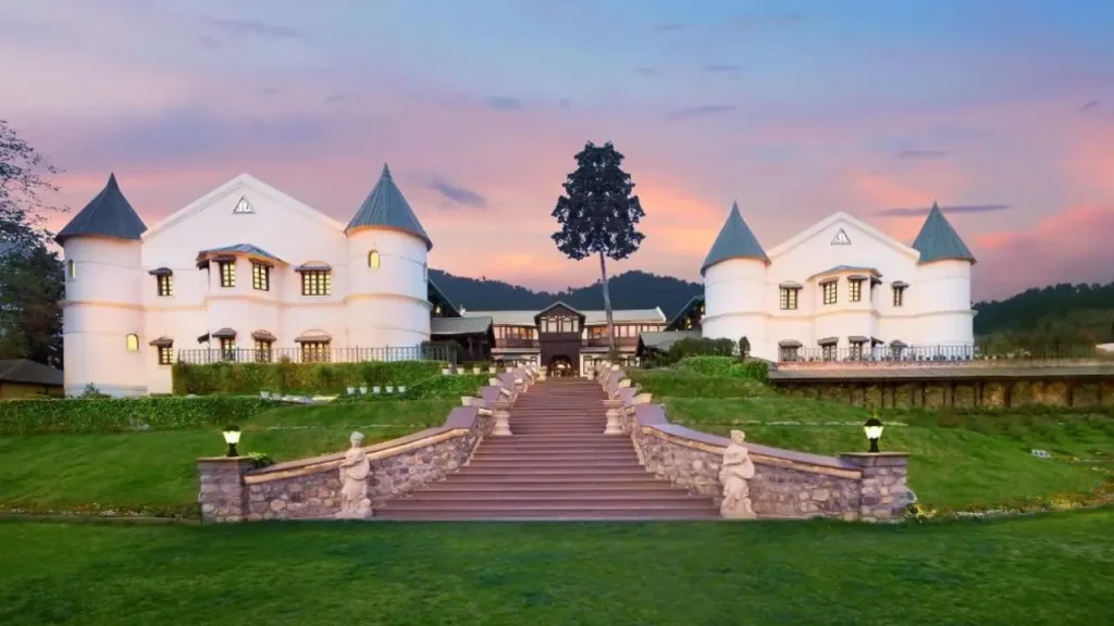 Exteriors of WelcomHotel by ITC, The Savoy in Mussoorie one of the best luxury hotels for minimoon in May in India.