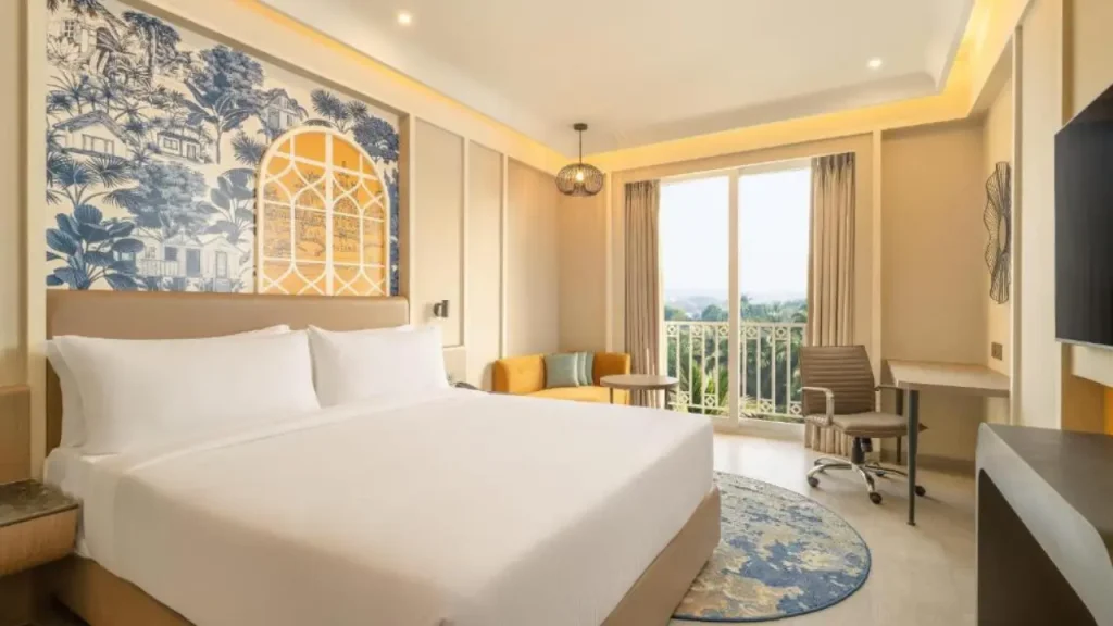 Cozy interiors of the King Room on a High Floor at Hilton Garden Inn Calangute, one of the best affordable hotels in Goa.