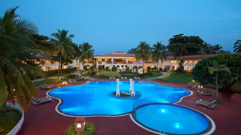 A view of outdoor swimming pool at Holiday Inn Resort, one of the best family hotels in South Goa.
