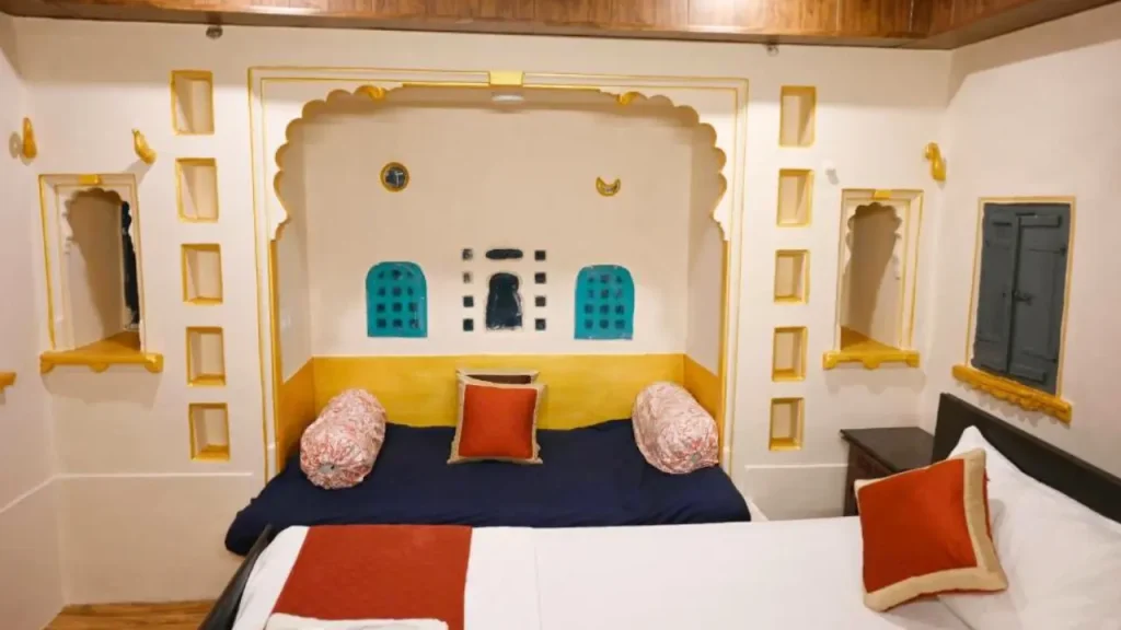 Comfortable heritage mansion interiors at the Veda Heritage Haveli Hotel, one of the budget hotels in Udaipur.